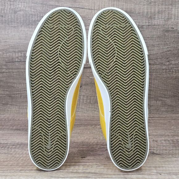 Nike SB Zoom Verona Slip Premium Men\'s Sz 8.5 Yellow Suede Sneakers (DM4424-700) main image 9